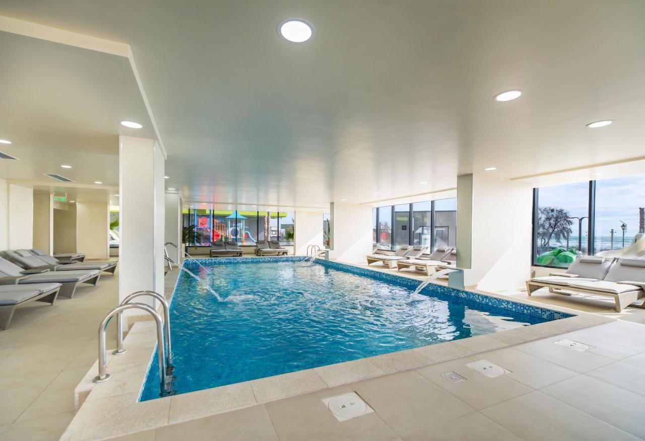 Summer Studio Spa N Pools Beach Resort ナボダリ エクステリア 写真